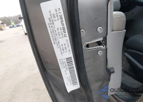 2013 Dodge Dart Sxt z USA, uszkodzony, nr VIN 1C3CDFBA8DD289593